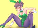  akizuki_ritsuko animal_ears antenna_hair blush bow bowtie breasts brown_hair bunny_ears bunnysuit cleavage clenched_teeth collarbone detached_collar fake_animal_ears glasses green_leotard idolmaster idolmaster_(classic) leotard medium_breasts oku_(okumen) pantyhose purple_legwear short_hair solo sweat teeth 