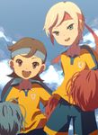  aoyama_shunsuke bad_id bad_pixiv_id brown_eyes brown_hair cheerleader cloud day flat_color green_eyes headband highres ichino_nanasuke inazuma_eleven_(series) inazuma_eleven_go lightning_bolt male_focus multiple_boys open_mouth pom_poms raimon raimon_soccer_uniform sasakure_(mogunonbi) sky soccer_uniform sportswear 