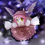  animal_ears blush des fingernails hat long_fingernails mystia_lorelei pink_hair short_hair snow solo touhou wings yellow_eyes 