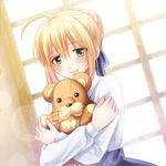  ahoge artoria_pendragon_(all) blonde_hair blush fate/stay_night fate_(series) green_eyes holiday-jin saber solo stuffed_animal stuffed_lion stuffed_toy 