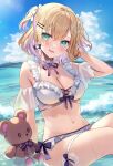  1girl aria_(ariacue) bare_shoulders beach bikini bird blonde_hair blue_background bow breasts cleavage cloud collarbone day earrings fang frilled_bikini frills green_eyes hair_between_eyes hair_bow hair_ornament hairclip heart heart_hair_ornament highres jewelry kurumi_noah lens_flare looking_at_viewer medium_hair multicolored_hair ocean outdoors pink_hair purple_bow solo stuffed_animal stuffed_toy swimsuit teddy_bear two-tone_hair two_side_up virtual_youtuber vspo! white_bikini white_bow 