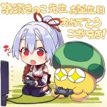  +_+ 1girl armor bad_id chibi controller fate/grand_order fate_(series) hair_ribbon holding holding_controller japanese_armor japanese_clothes kimono mushroom nasu_kinoko playstation_controller ponytail red_eyes red_ribbon ribbon seiza shirabi shoulder_armor simple_background sitting sode television tomoe_gozen_(fate) translation_request type-moon white_background white_kimono 