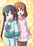  black_hair brown_eyes brown_hair hirasawa_yui hood hoodie inazoux k-on! long_hair nakano_azusa pantyhose red_eyes short_hair sleepwear track_suit 