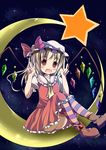  :d ascot blonde_hair boots crescent_moon double_v fang flandre_scarlet hat kazura long_hair looking_at_viewer moon open_mouth red_eyes sitting skirt skirt_set smile solo star striped striped_legwear thighhighs touhou v wings 