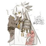  1girl animal armor black_hair cat fate/grand_order fate_(series) green_eyes highres holding holding_animal holding_cat long_sleeves multicolored_hair nagao_kagetora_(fate) open_mouth ponytail rizu033 shoulder_armor solo uesugi_kenshin_(first_ascension)_(fate) white_hair 