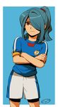  blue_background cowboy_shot crossed_arms hair_over_one_eye inazuma_eleven inazuma_eleven_(series) inazuma_japan kazemaru_ichirouta male_focus mizuhara_aki soccer_uniform solo sportswear 