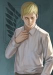  blonde_hair dress_shirt emblem erwin_smith male_focus shingeki_no_kyojin shirt solo survey_corps_(emblem) xiongmaotao 