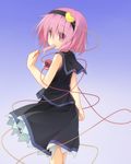  akirame alternate_costume bare_arms blue_background food from_behind gradient gradient_background headband heart komeiji_satori looking_at_viewer looking_back pink_hair popsicle shirt short_hair simple_background skirt skirt_set sleeveless sleeveless_shirt solo third_eye touhou 