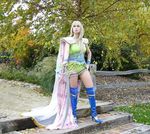  1girl celes_chere celes_chere_(cosplay) cosplay final_fantasy final_fantasy_vi long_hair photo solo sword weapon 