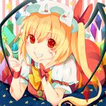  blonde_hair bow chin_rest crayon flandre_scarlet grin hat hat_bow highres red_eyes ribbon short_hair side_ponytail smile solo striped striped_background touhou vertical-striped_background vertical_stripes wings witoi_(roa) wrist_ribbon 