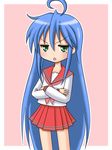  ahoge bad_id bad_pixiv_id blue_hair crossed_arms green_eyes izumi_konata long_hair lucky_star mole mole_under_eye pink_neckwear ryouou_school_uniform school_uniform serafuku solo wasabin 