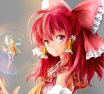  alternate_color alternate_eye_color alternate_hair_color bow bubble detached_sleeves fairy fairy_wings grey_background hair_bow hair_tubes hakurei_reimu hand_up in_bubble la_llorona_(xiaoku) looking_at_viewer multiple_girls parted_lips pink_eyes pink_hair short_hair simple_background touhou upper_body wings 