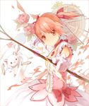  arrow bow_(weapon) brown_eyes dress flower gloves hair_ribbon highres holding holding_weapon huanxiang_heitu kaname_madoka kyubey looking_at_viewer mahou_shoujo_madoka_magica pink_hair red_ribbon ribbon short_hair smile twintails weapon white_gloves 