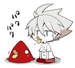  bad_id bad_pixiv_id blazblue chibi chips dead_spike food kuro_yuzu lowres potato_chips pringle_duck ragna_the_bloodedge silver_hair 