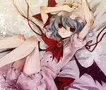  duca hat red_eyes remilia_scarlet short_hair silver_hair smile solo touhou wings 