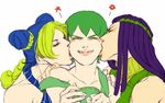  bashiko blue_hair cheek_kiss closed_eyes double_cheek_kiss ermes_costello foo_fighters girl_sandwich green_hair jojo_no_kimyou_na_bouken kiss kuujou_jolyne multicolored_hair multiple_girls sandwiched two-tone_hair 