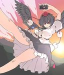  black_hair black_wings camera feathered_wings flying hat kamukamu_(ars) looking_at_viewer red_eyes shameimaru_aya solo sunset tokin_hat touhou wings 