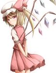 arms_behind_back bad_id bad_pixiv_id blonde_hair bow flandre_scarlet from_behind hat hat_bow kuroganeruto looking_back red_eyes solo touhou wings 