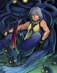  gloves green_eyes heartless kingdom_hearts kingdom_hearts_i male_focus ohji130 riku shadow_(kingdom_hearts) silver_hair solo wristband 