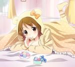  bad_id bad_pixiv_id blush bow brown_eyes brown_hair food happinesscharge_precure! hood hoodie looking_at_viewer loungewear lying m_(miro_bon) macaron on_stomach oomori_yuuko polka_dot precure short_hair smile socks solo under_covers window 