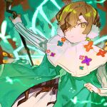  1boy blonde_hair brown_background cape capelet e.g.o_(project_moon) fairy_wings green_cape hamelon310 highres holding holding_staff lantern_(e.g.o) limbus_company long_sleeves looking_at_viewer male_focus plant_roots pom_pom_(clothes) project_moon short_hair simple_background sinclair_(project_moon) solo staff standing upper_body white_capelet wings yellow_eyes 