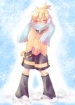  bad_id bad_pixiv_id blonde_hair closed_eyes hands_in_pockets hashi_moto kagamine_len male_focus scarf smile snow solo vocaloid 