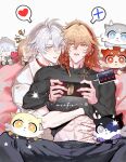  2boys abs absurdres antenna_hair black_pants black_shirt blonde_hair blue_eyes blush braid character_doll chimera_(honkai:_star_rail) chinese_commentary choker clothes_lift collared_shirt commentary_request doll facial_tattoo gradient_hair heart highres honkai:_star_rail honkai_(series) hug hug_from_behind lightning_bolt_symbol male_focus medium_hair multicolored_hair multiple_boys mydei_(fig_stew)_(honkai:_star_rail) mydei_(honkai:_star_rail) pants parted_bangs phainon_(honkai:_star_rail) phainon_(vigethos)_(honkai:_star_rail) qing620829 red_choker red_hair red_tattoo shirt shirt_lift short_hair side_braid speech_bubble spoken_heart spoken_x tattoo toned toned_male white_hair white_shirt yaoi yellow_eyes 