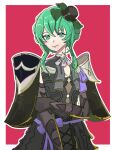  1girl armor black_armor border closed_mouth crossed_bangs fascinator fire_emblem fire_emblem:_fortune's_weave flat_chest golemenjoyer green_eyes green_hair hair_between_eyes hand_on_own_arm hat highres looking_at_viewer mini_hat ninae_(fire_emblem) red_background short_hair_with_long_locks shoulder_armor simple_background smile solo white_border 