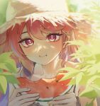  1girl absurdres alternate_costume blue_streaks bright_pupils collarbone_peek commentary denia_(wuthering_waves) drill_hair eating food fruit hat highres holding holding_food holding_fruit laza_(0ldsong) leaf looking_at_viewer multicolored_hair nature pink_hair red_eyes straw_hat streaked_hair twin_drills upper_body watermelon watermelon_slice wuthering_waves 