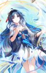  1girl absurdres ahoge black_dress black_hair blue_hair breasts closed_mouth dress green_eyes hand_up highres jacket long_hair long_sleeves looking_at_viewer medium_breasts parted_bangs smile solo tacet_mark_(wuthering_waves) white_jacket wide_sleeves wuthering_waves xinxinran09773 yangyang_(wuthering_waves) yangyang_(xuanling)_(wuthering_waves) 