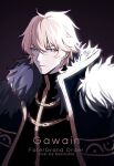 1boy black_background black_coat blonde_hair character_name closed_mouth coat commentary copyright_name fate/grand_order fate_(series) gawain_(fate) gawain_(third_ascension)_(fate) hair_between_eyes looking_at_viewer male_focus natsushio_(x2i2a) solo untranslatable_commentary upper_body 
