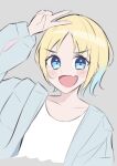  1girl alternate_hair_length_(shorter) alternate_hairstyle arm_up blonde_hair blue_eyes blue_hair blue_jacket collarbone commentary gradient_hair grey_background highres hisaka jacket looking_at_viewer love_live! love_live!_hasu_no_sora_jogakuin_school_idol_club multicolored_hair open_clothes open_jacket osawa_rurino shirt short_hair simple_background solo upper_body v v_over_head virtual_youtuber white_shirt 
