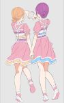  2girls absurdres cerise_bouquet colored_shoe_soles commentary_request dress finger_frame finger_frame_duo from_behind fujiwaland full_body grey_background hair_bun highres hinoshita_kaho holding_hands japanese_clothes kimono kimono_dress love_live! love_live!_hasu_no_sora_jogakuin_school_idol_club multiple_girls orange_hair otomune_kozue pink_dress pink_kimono puffy_short_sleeves puffy_sleeves purple_hair shoes short_hair short_sleeves simple_background single_hair_bun sugao_no_pixel virtual_youtuber white_shoes 