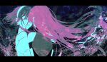  2girls alien_stage black_hair closed_eyes commentary earrings floating_hair highres jewelry letterboxed long_hair mizi_(alien_stage) multiple_girls noki_o00 pink_hair short_hair sua_(alien_stage) untranslatable_commentary 
