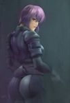  artist_name ass bodysuit dated ghost_in_the_shell highres kusanagi_motoko looking_at_viewer looking_back purple_hair red_eyes short_hair signature skin_tight socha_(pixiv99744) solo 