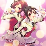  back-to-back black_hair bun_cover doutan hair_bun love_live! love_live!_school_idol_project microphone multiple_girls nishikino_maki purple_eyes red_eyes red_hair short_hair sore_wa_bokutachi_no_kiseki thighhighs twintails yazawa_nico 