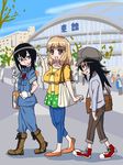  akiyama_(r-aki) bags_under_eyes black_hair blonde_hair boots breasts brown_eyes cosplay flat_chest full_body glasses gloves hat hellsing huge_breasts komiyama_kotomi kuroki_tomoko multiple_girls naruse_yuu purple_eyes seras_victoria seras_victoria_(cosplay) shoes smile sneakers watashi_ga_motenai_no_wa_dou_kangaetemo_omaera_ga_warui! 