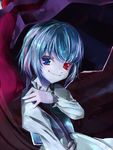  blue_eyes blue_hair eyelashes heterochromia karakasa_obake oriental_umbrella purple_umbrella red_eyes sho_(runatic_moon) short_hair smile solo tatara_kogasa tongue touhou umbrella 