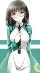  black_hair black_neckwear breasts closed_mouth hair_ornament highres large_breasts looking_at_viewer mahouka_koukou_no_rettousei necktie shibata_mizuki short_hair smile solo white_background yellow_eyes yuino_(yuina0310) 