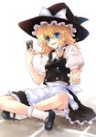  blonde_hair blue_eyes braid card hat holding holding_card kirisame_marisa short_hair solo touhou witch_hat zakouji_shousa 