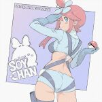  1girl artist_logo artist_name ass blue_eyes blue_gloves blue_jacket blue_shorts blush breasts commentary_request crop_top cropped_jacket flower_hairtie from_behind gloves harness holding holding_poke_ball holster jacket large_breasts logo long_bangs looking_at_viewer looking_back patreon_user_id patreon_username poke_ball pokemon pokemon_black_and_white red_hair salute shorts skyla_(pokemon) solo soy-chan square thigh_holster thigh_strap turtleneck turtleneck_jacket two-finger_salute watermark 