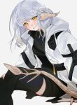  1girl au_ra blonde_hair dragon_girl dragon_horns dragon_tail final_fantasy final_fantasy_xiv flower gloves hair_flower hair_ornament highres horns jacket looking_at_viewer low_horns moth_ram multicolored_hair original scales simple_background sitting smile solo tail thighhighs two-tone_hair warrior_of_light_(ff14) white_background white_hair white_horns white_jacket white_scales white_tail yellow_eyes 