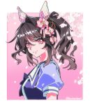  1girl black_hair border bow bowtie butterdaal closed_mouth commentary_request ear_covers flower from_side hair_flower hair_ornament highres looking_at_viewer medium_hair orchid outside_border phalaenopsis_(umamusume) pink_background pink_eyes pink_flower ponytail puffy_short_sleeves puffy_sleeves purple_bow purple_bowtie purple_shirt sailor_collar school_uniform shirt short_sleeves side_ponytail smile solo summer_uniform tracen_school_uniform twitter_username umamusume upper_body white_border white_sailor_collar 