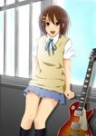  brown_hair face guitar hair_ornament hairclip hirasawa_yui instrument k-on! kishida-shiki kneehighs miniskirt school_uniform short_hair skirt socks solo 