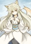  animal_ears blue_background hands_on_own_chest highres japanese_clothes kimono long_hair looking_at_viewer obi original sash senhappyaku smile snow solo tail white_hair wolf_ears wolf_tail yellow_eyes 