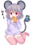  alternate_costume animal_ears biting cellphone eating food grey_hair hood hoodie iris_anemone long_sleeves looking_at_viewer md5_mismatch mouse_ears mouse_tail nazrin pants phone pink_legwear red_eyes short_hair simple_background sitting smile solo tail text_focus thighhighs touhou white_background zettai_ryouiki 