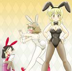  &gt;_&lt; absurdres animal_ears arisawa_(hidamari_sketch) black_hair blonde_hair brown_hair bunny_ears bunny_tail bunnysuit chibi closed_eyes hidamari_sketch highres hoshikawa_tsukimi long_hair miyako multiple_girls pantyhose short_hair stool tail yellow_eyes yuno 