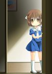  brown_eyes brown_hair clannad dango_daikazoku half_updo hanamiya_natsuka highres looking_at_viewer okazaki_ushio parted_lips peeking_out school_uniform serafuku short_hair socks solo white_legwear 