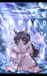  black_hair horns leg_hug light_smile naga_(staygarden) red_eyes ryuujin_naga sitting solo tabi uruu_gekka 