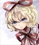  blonde_hair blue_eyes bow dress hair_ribbon medicine_melancholy red_eyes ribbon short_hair solo touhou ukita_uuko 